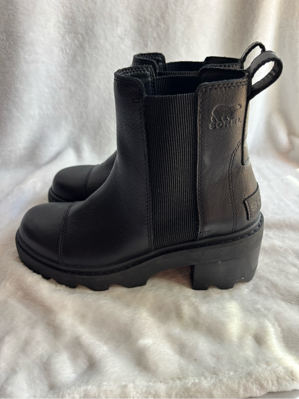 SOREL Women’s Joan Now Chelsea Waterproof Boots Black Size 6.5